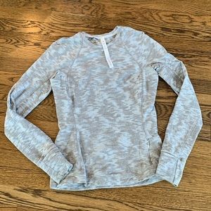 Lululemon camouflage long sleeve pullover with pocket & sleeves that foldover, 6